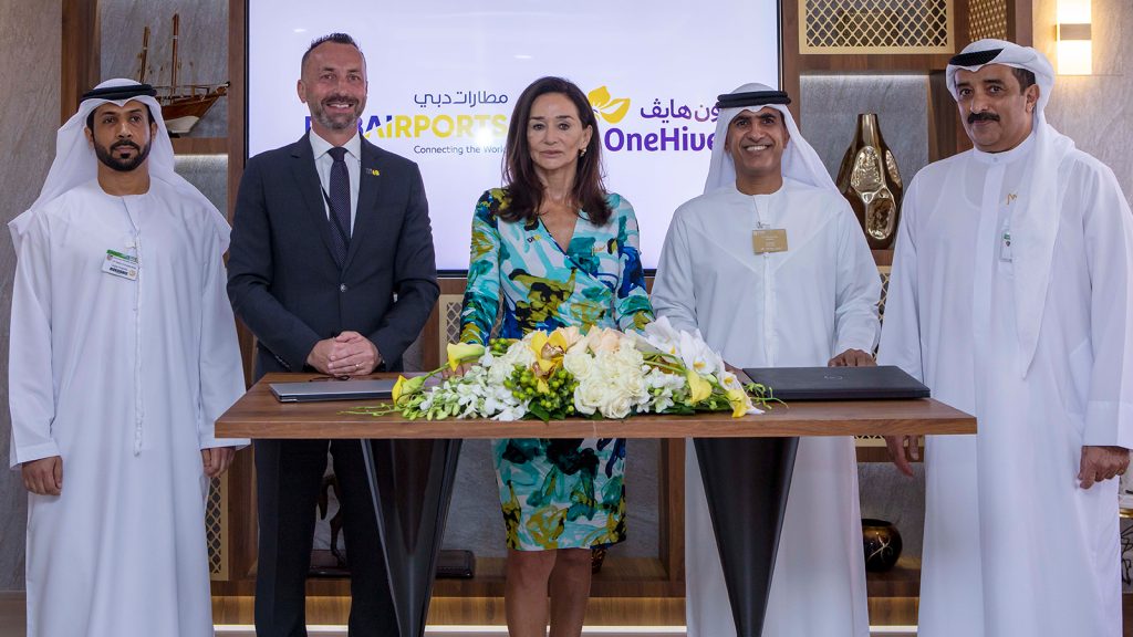 Dubai Airports launches a collaboration initiative with UAE's leading OneHive to promote bee conservation and nature reserves in the UAE
